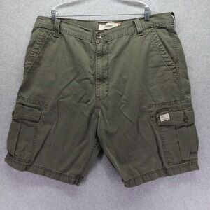 Levi's Shorts Mens 40 Cargo Flap Pocket Outdoor Casual Cotton Flat Front Green